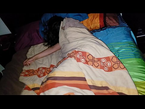 ❤️ Anak tiri memarahi ibu tirinya yang masih muda saat dia tidur. ️ Video porno di porno id.xxxdeutschepornos.ru